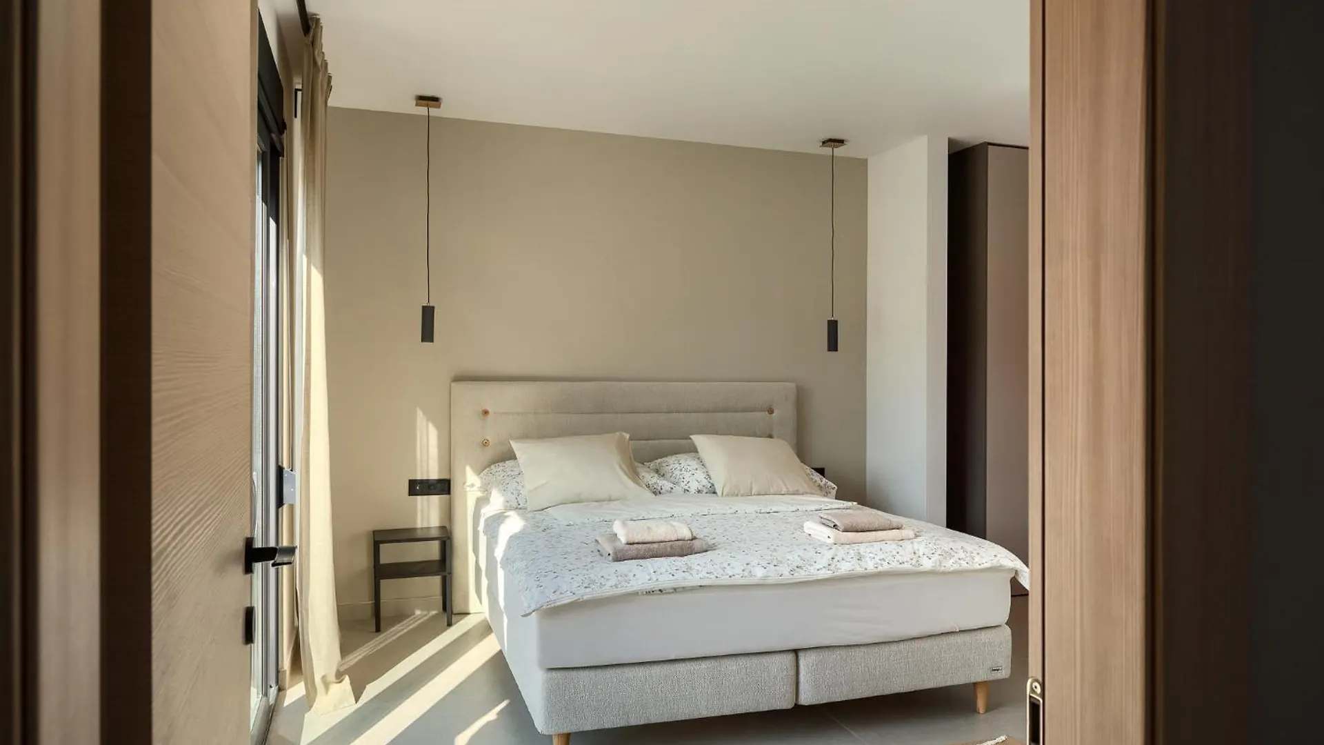 Tar-Vabriga Modern Villa Ava With Outdoor Pool In Tar