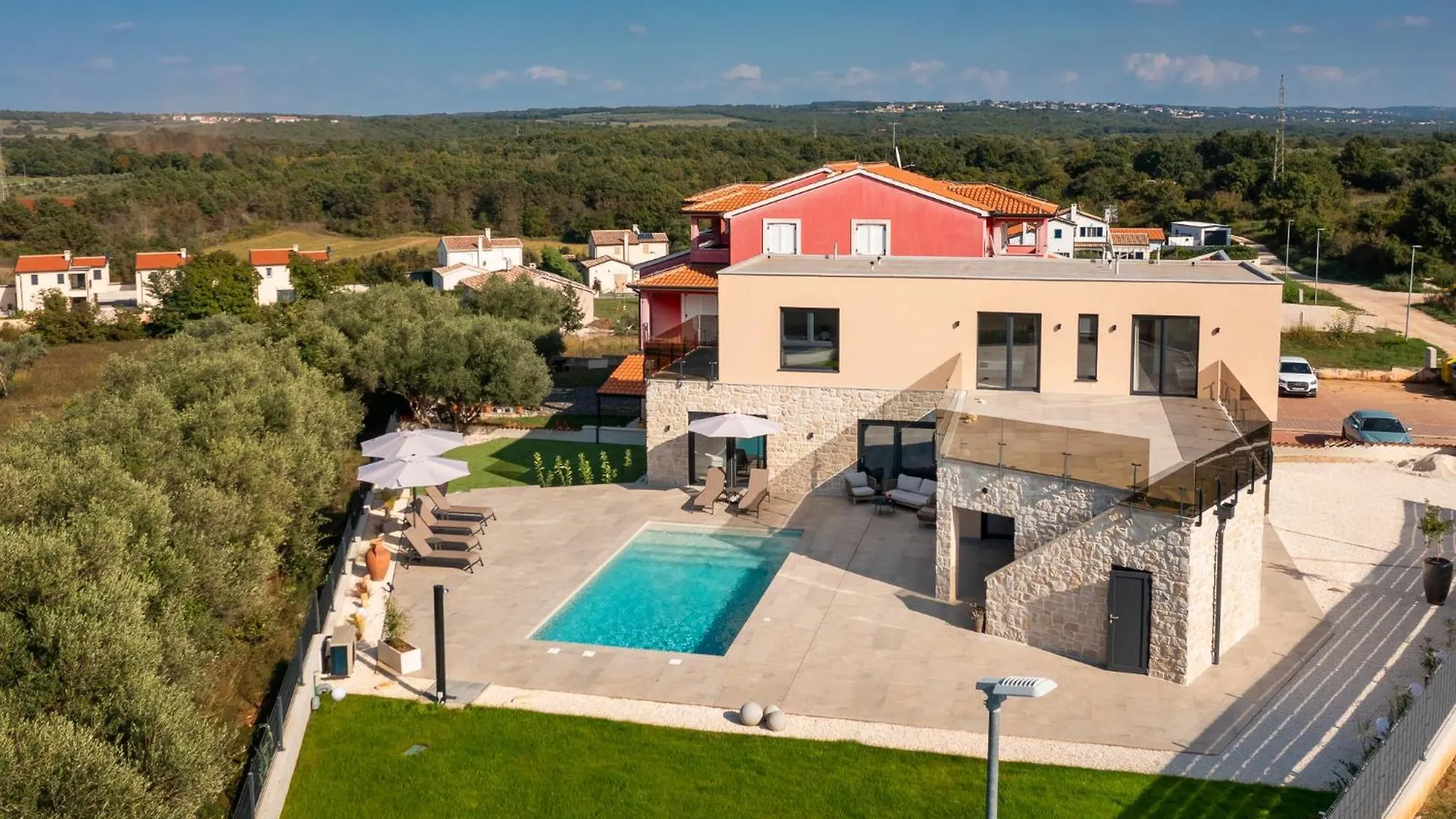 Tar-Vabriga Modern Villa Ava With Outdoor Pool In Tar